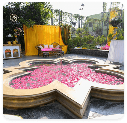 Golden Pond Courtyard