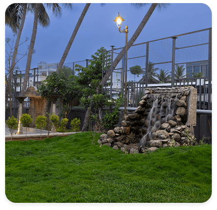 Golden Pond Courtyard